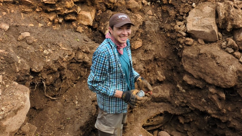 Moi excavates a site in Chiapas, Mexico 